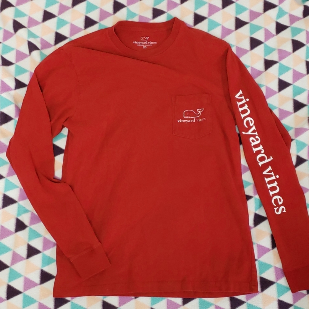 EUC Vineyard Vines